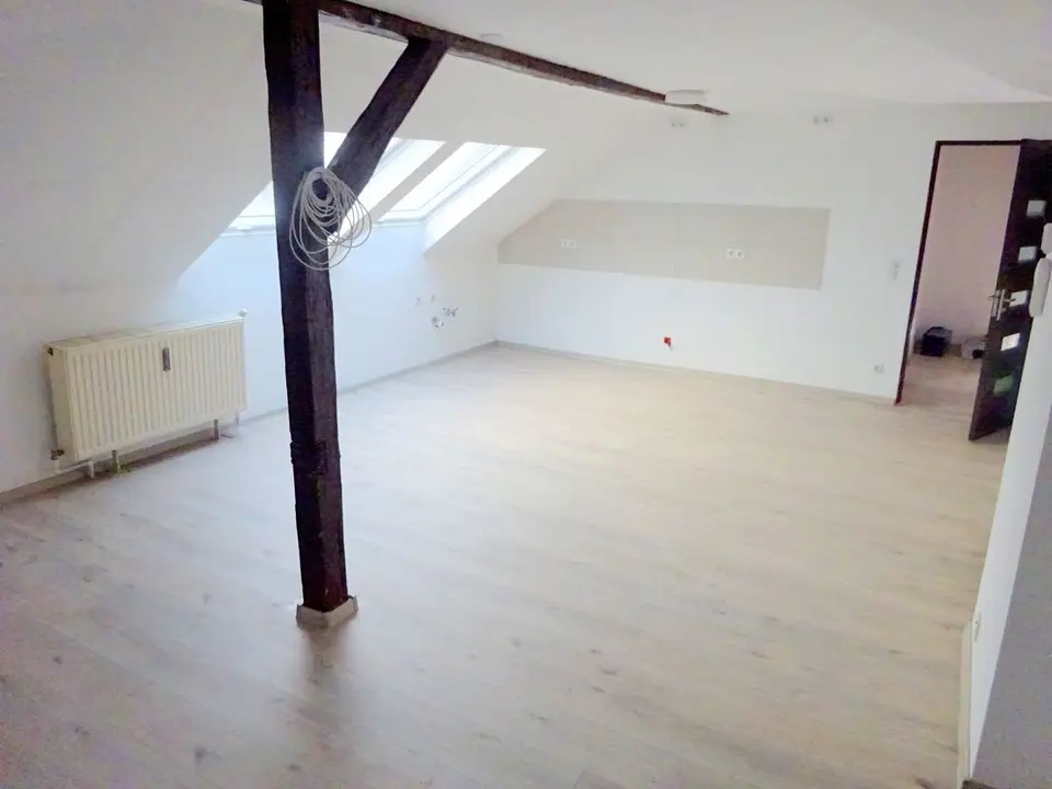 3 Zimmer Wohnung mit 75 m² in Plauen – Bild 1