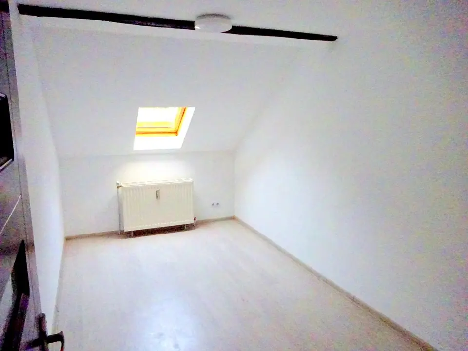 3 Zimmer Wohnung mit 75 m² in Plauen – Bild 4