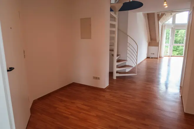 4 Zimmer Wohnung mit 98 m² in Frankfurt am Main – Bild 4