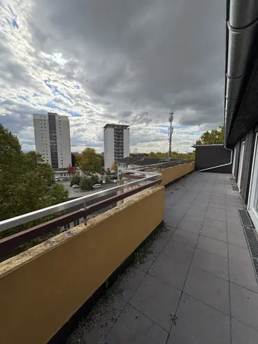 3 Zimmer Wohnung mit 95 m² in Karlsruhe – Bild 1
