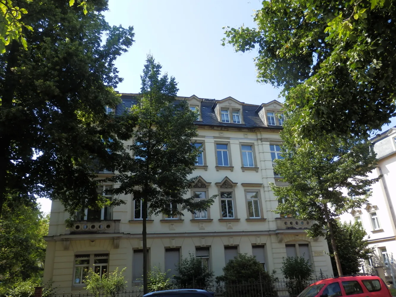 2 Zimmer Wohnung mit 66 m² in Dresden – Bild 1