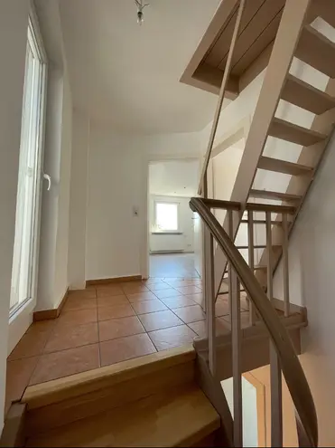 4 Zimmer Haus mit 100 m² in Wiesbaden – Bild 11