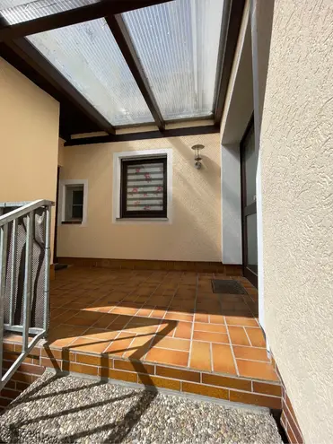 4 Zimmer Haus mit 100 m² in Wiesbaden – Bild 2