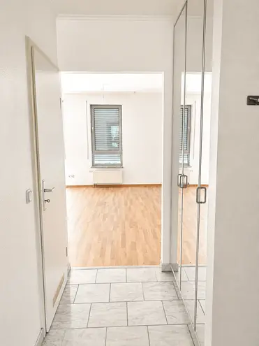 2 Zimmer Wohnung mit 63 m² in Saarbrücken – Bild 3