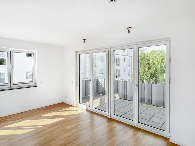 5 Zimmer Wohnung mit 204 m² in Wiesbaden – Bild 1