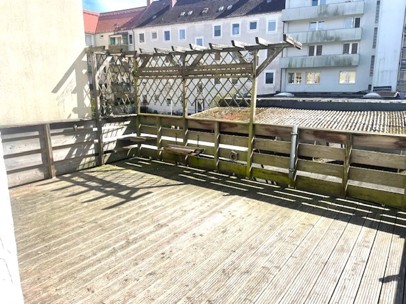 6 Zimmer Wohnung mit 105 m² in Bremerhaven – Bild 7
