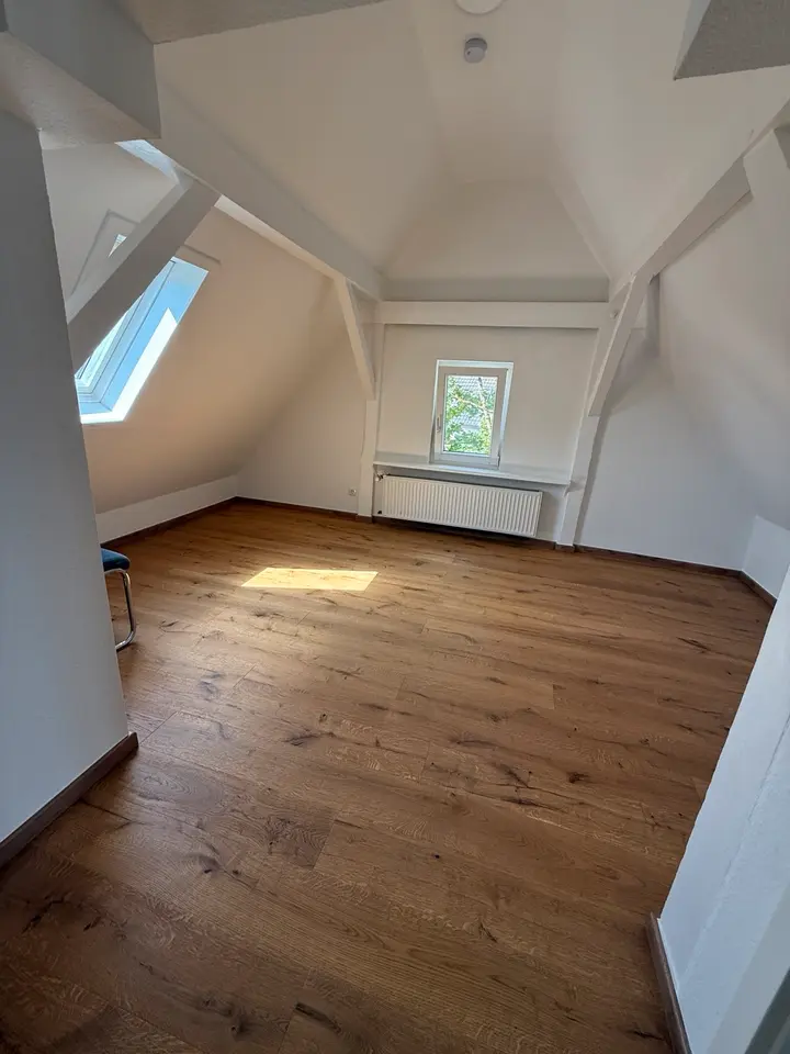 6 Zimmer Wohnung mit 135 m² in Troisdorf – Bild 9