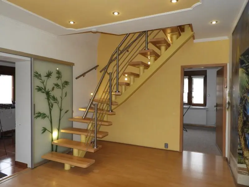 6 Zimmer Wohnung mit 109 m² in Frankfurt (Oder) – Bild 4