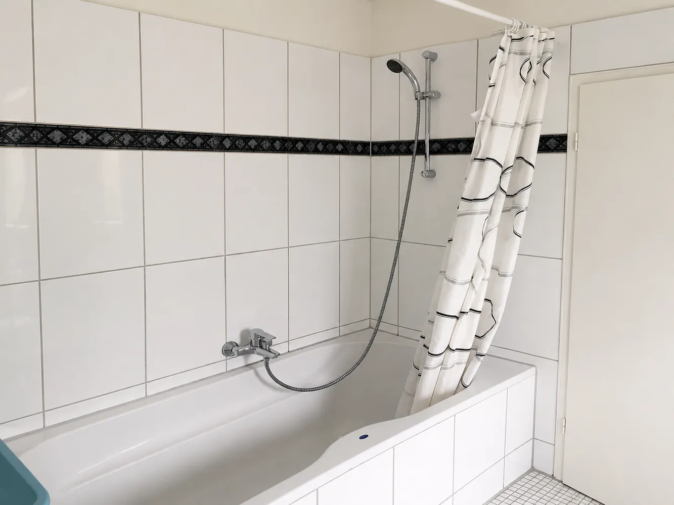 3 Zimmer Wohnung mit 95 m² in Düsseldorf – Bild 11