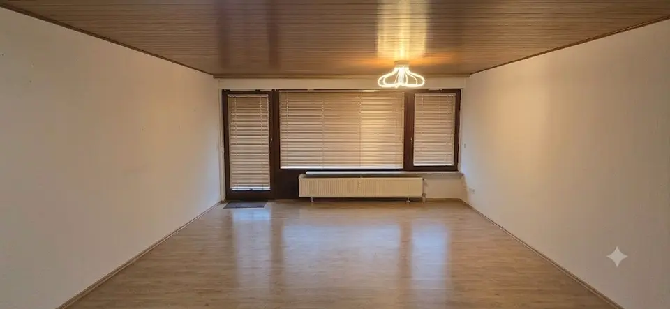 6 Zimmer Haus mit 230 m² in Esslingen am Neckar – Bild 1
