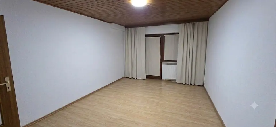 6 Zimmer Haus mit 230 m² in Esslingen am Neckar – Bild 2