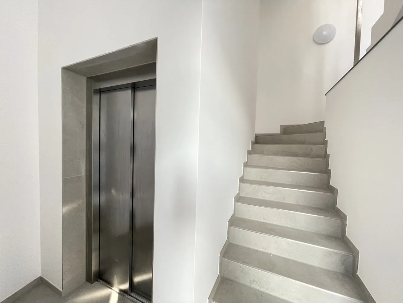 2 Zimmer Wohnung mit 80 m² in Delmenhorst – Bild 4