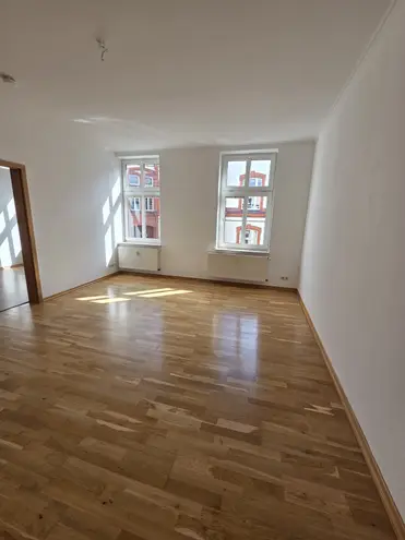 3 Zimmer Wohnung mit 76 m² in Rostock – Bild 2
