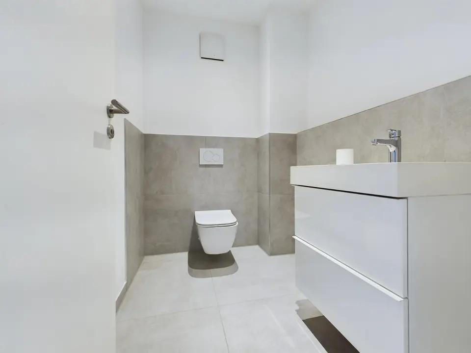 4 Zimmer Wohnung mit 120 m² in Augsburg – Bild 6
