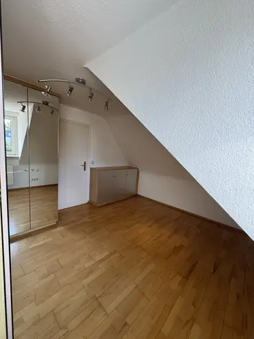 4 Zimmer Wohnung mit 86 m² in Frankfurt am Main – Bild 11