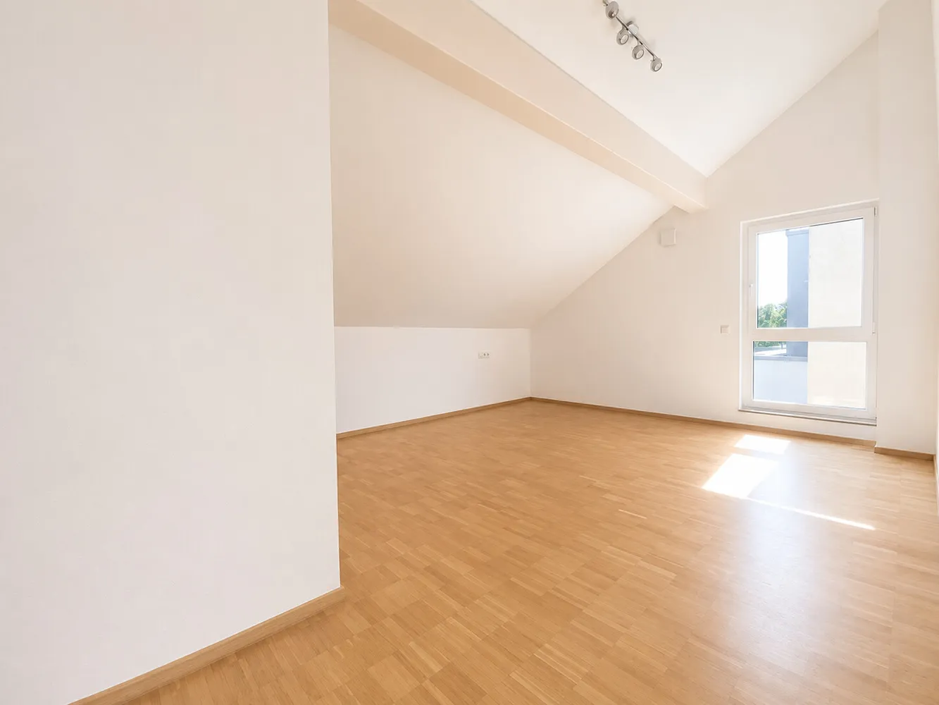 5 Zimmer Wohnung mit 142 m² in Ludwigsburg – Bild 12