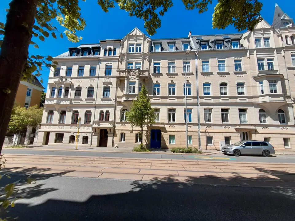4 Zimmer Wohnung mit 96 m² in Plauen – Bild 2