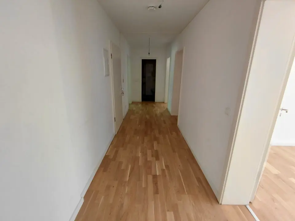 4 Zimmer Wohnung mit 96 m² in Plauen – Bild 4