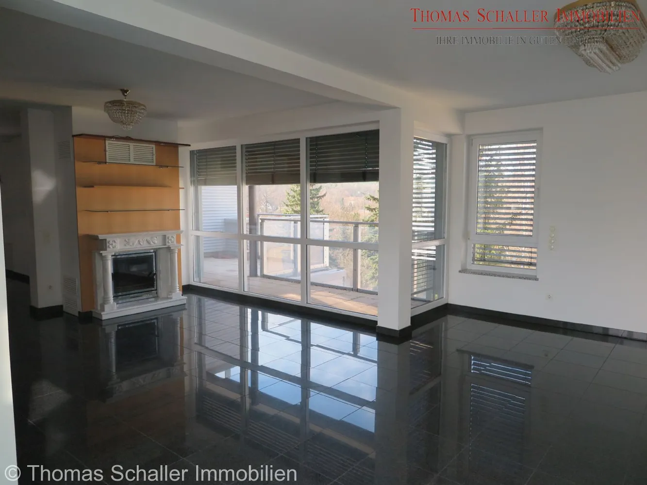 5 Zimmer Wohnung mit 240 m² in Fürth – Bild 2