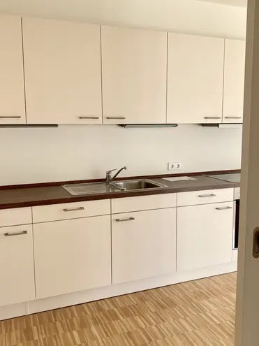 2 Zimmer Wohnung mit 79 m² in Hannover – Bild 3