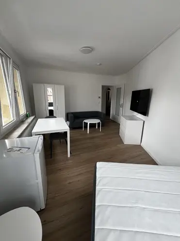 WG-Zimmer mit 71 m² in Stuttgart – Bild 2