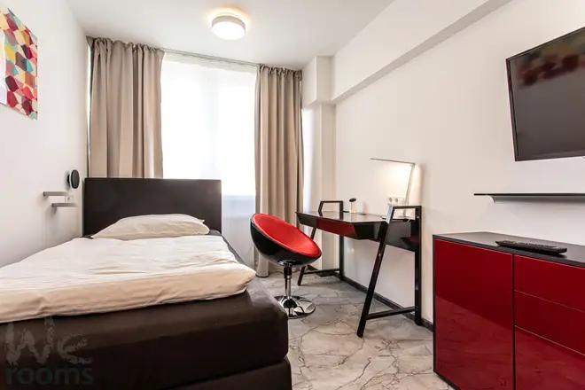 6 Zimmer Wohnung mit 19 m² in Frankfurt am Main – Bild 6