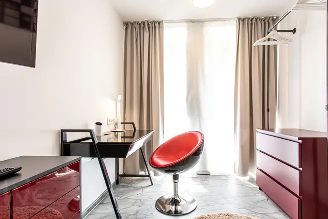 6 Zimmer Wohnung mit 19 m² in Frankfurt am Main – Bild 8