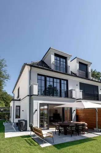 5 Zimmer Haus mit 201 m² in München – Bild 6