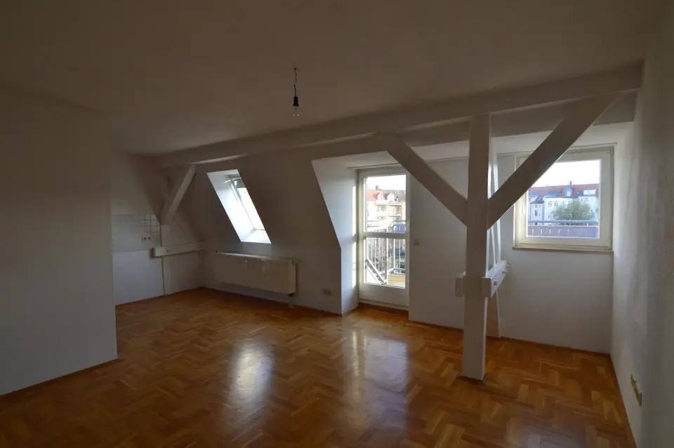 3 Zimmer Wohnung mit 82 m² in Görlitz – Bild 1