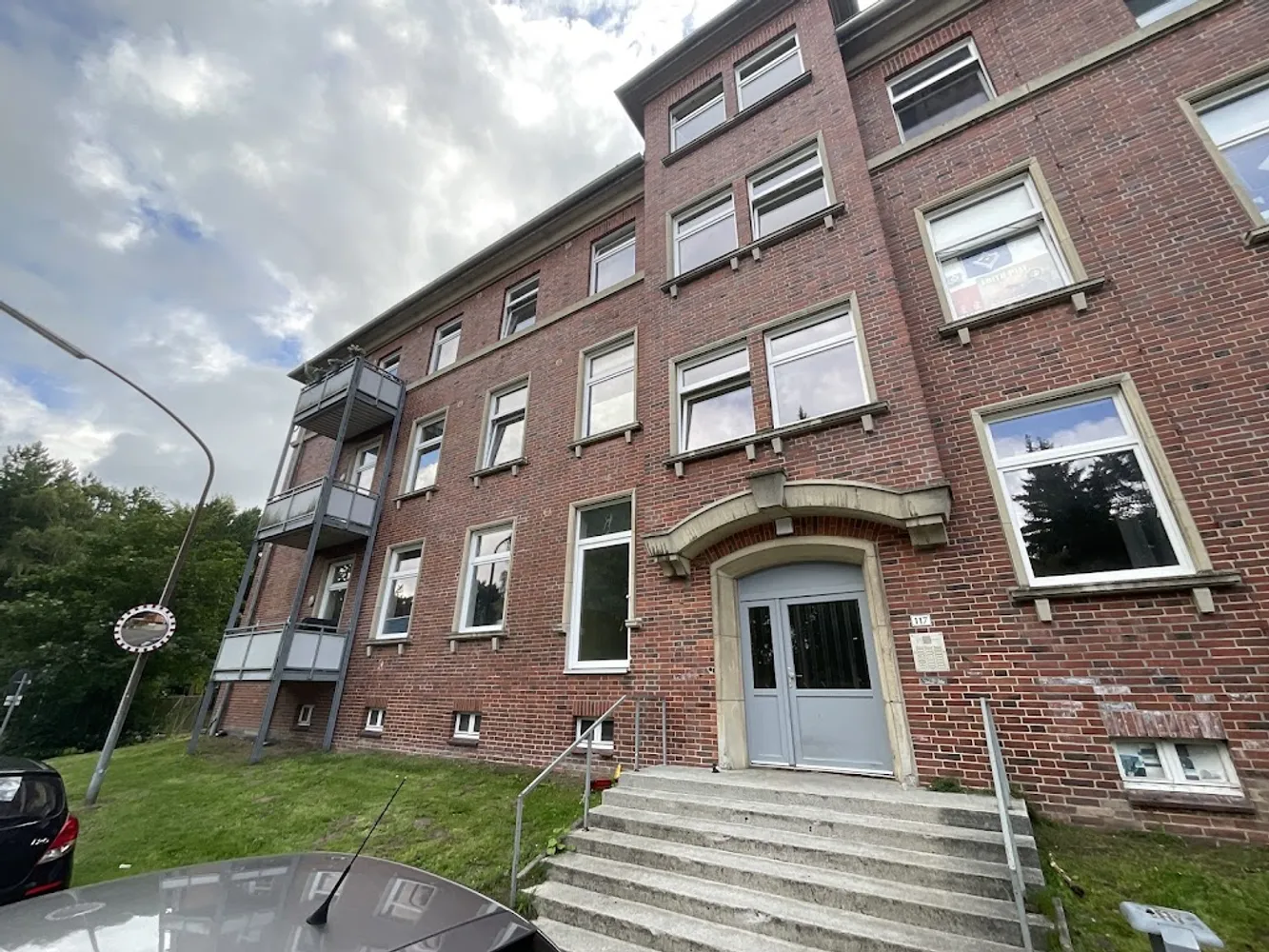 4 Zimmer Wohnung mit 97 m² in Lübeck – Bild 1