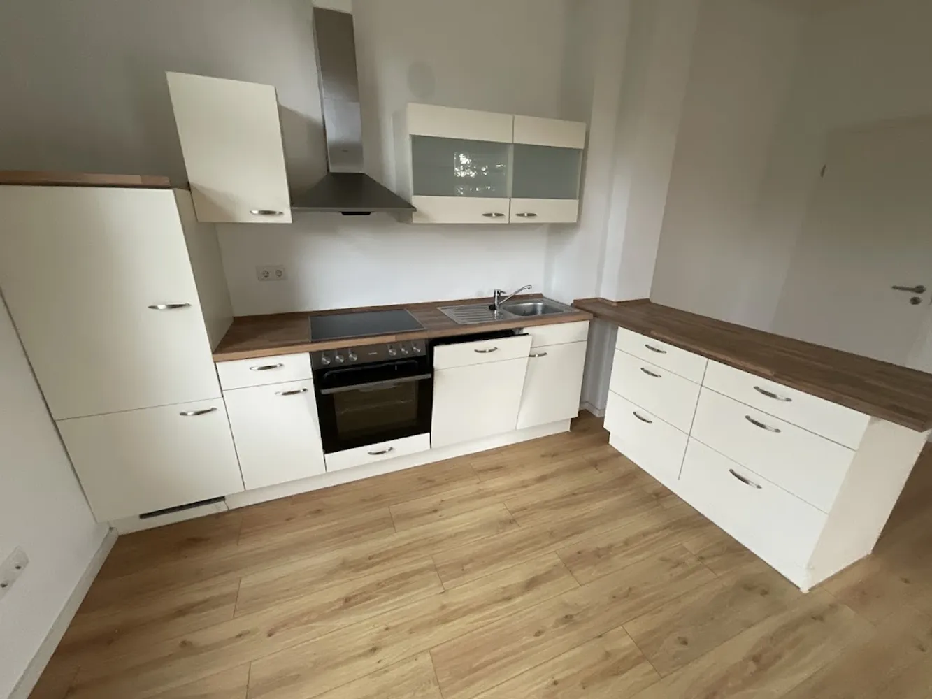 4 Zimmer Wohnung mit 97 m² in Lübeck – Bild 5