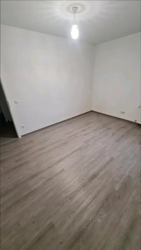 WG-Zimmer mit 450 m² in Siegen – Bild 2
