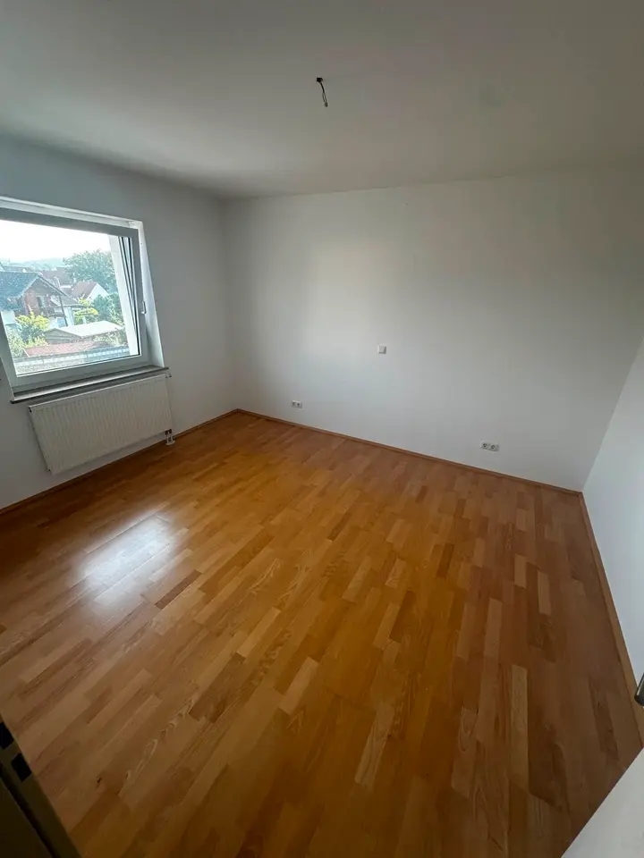 4 Zimmer Wohnung mit 99 m² in Marburg – Bild 2