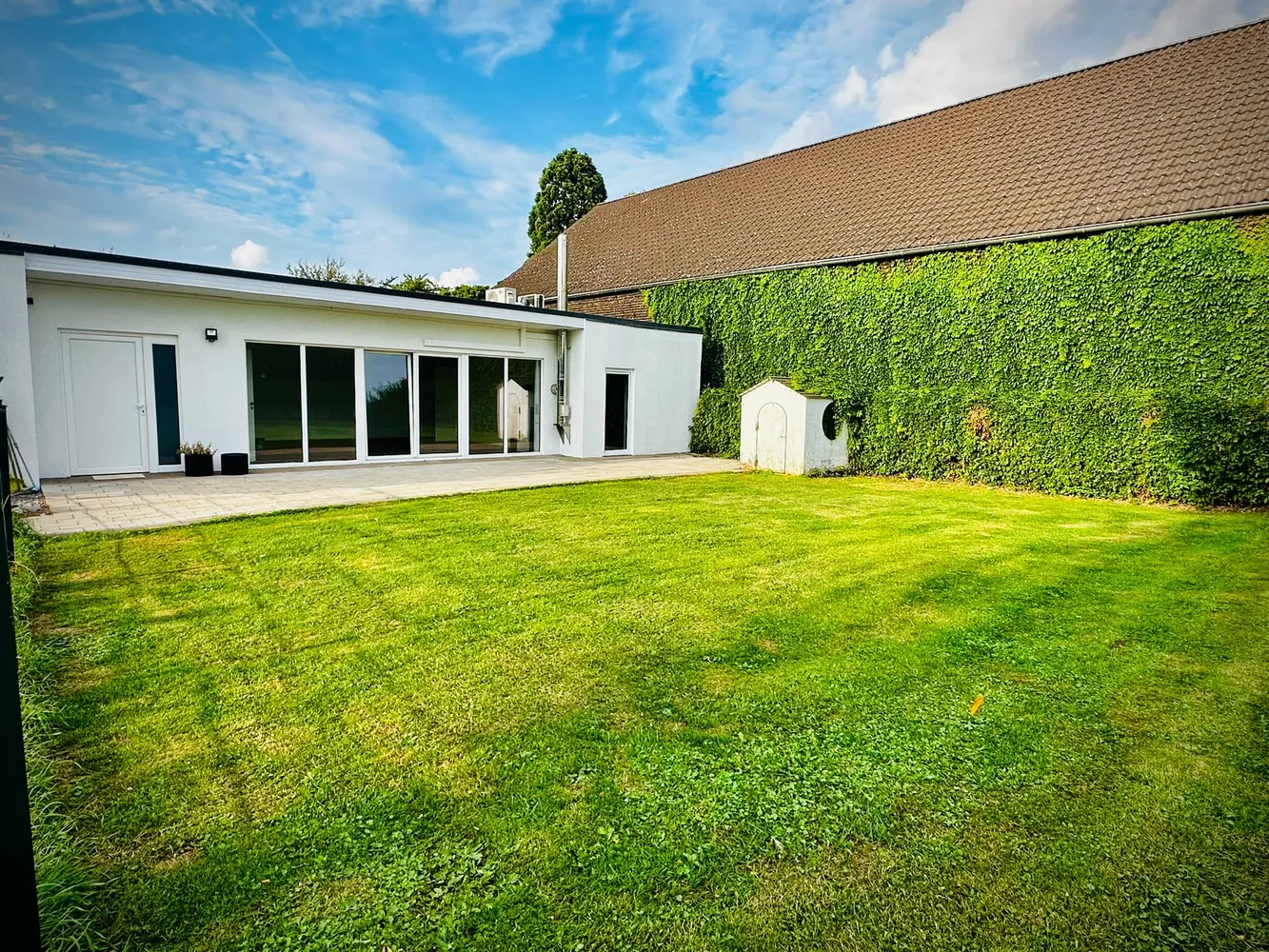 2 Zimmer Haus mit 71 m² in Duisburg – Bild 1