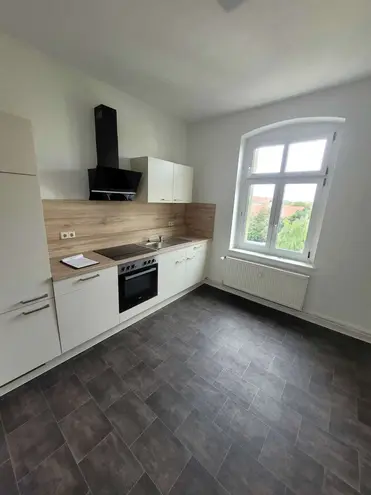 4 Zimmer Wohnung mit 99 m² in Magdeburg – Bild 1