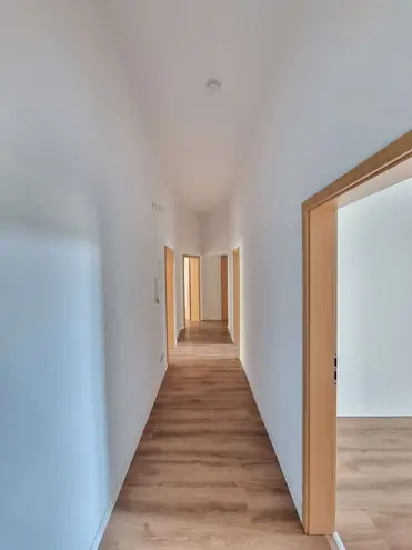 4 Zimmer Wohnung mit 99 m² in Magdeburg – Bild 8