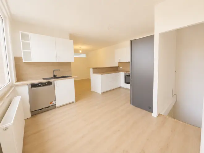 2 Zimmer Wohnung mit 98 m² in Kiel – Bild 3