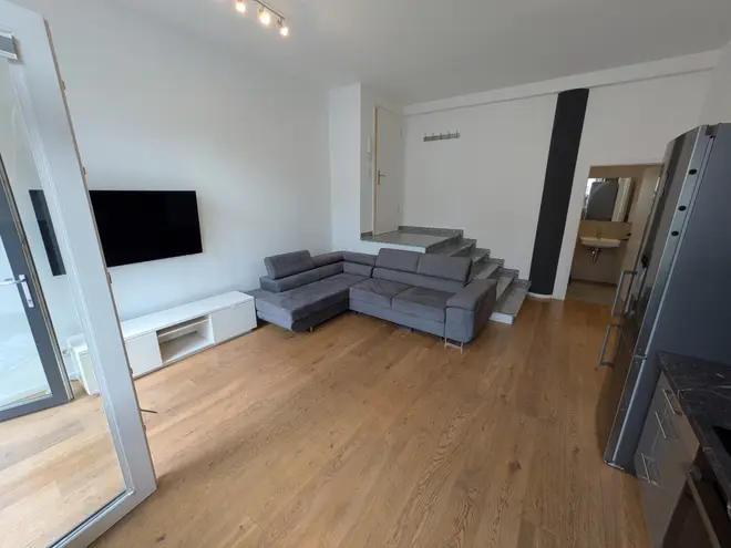 3 Zimmer Wohnung mit 60 m² in Köln – Bild 2