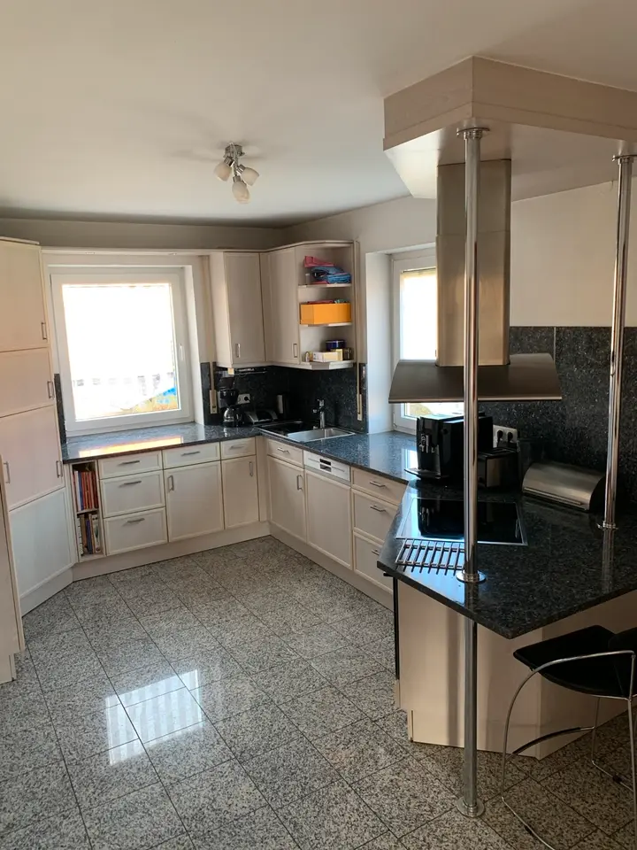 5 Zimmer Wohnung mit 135 m² in Amberg – Bild 2