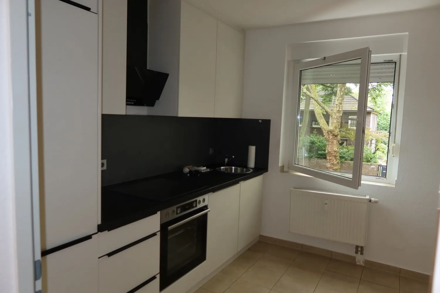 2 Zimmer Wohnung mit 67 m² in Oberhausen – Bild 1