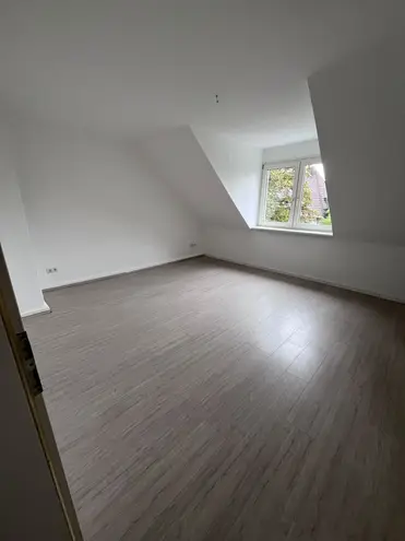 4 Zimmer Wohnung mit 105 m² in Wuppertal – Bild 2