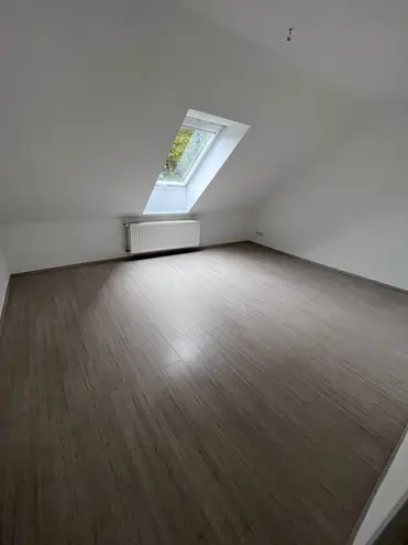 4 Zimmer Wohnung mit 105 m² in Wuppertal – Bild 3