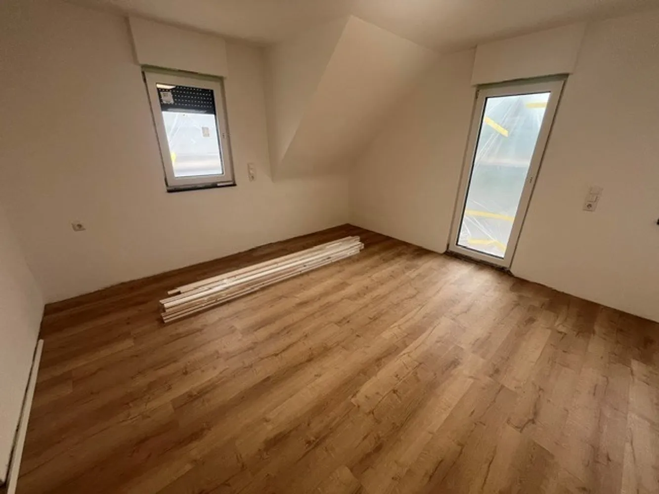 5 Zimmer Wohnung mit 80 m² in Esslingen am Neckar – Bild 1