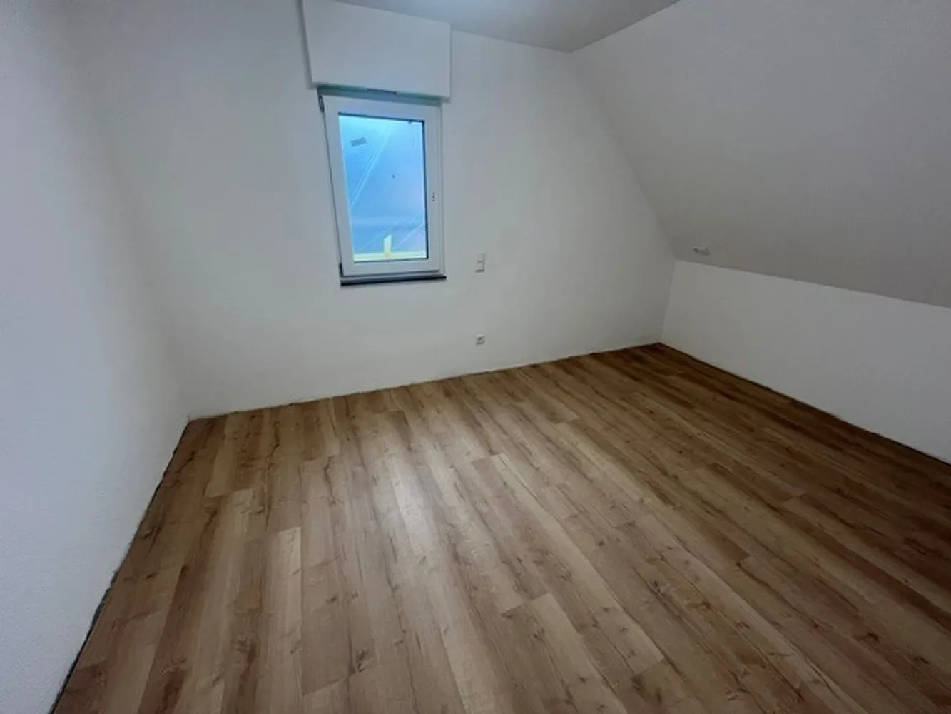 5 Zimmer Wohnung mit 80 m² in Esslingen am Neckar – Bild 2