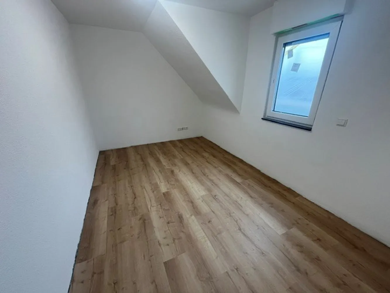 5 Zimmer Wohnung mit 80 m² in Esslingen am Neckar – Bild 3