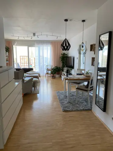 3 Zimmer Wohnung mit 80 m² in Wiesbaden – Bild 3