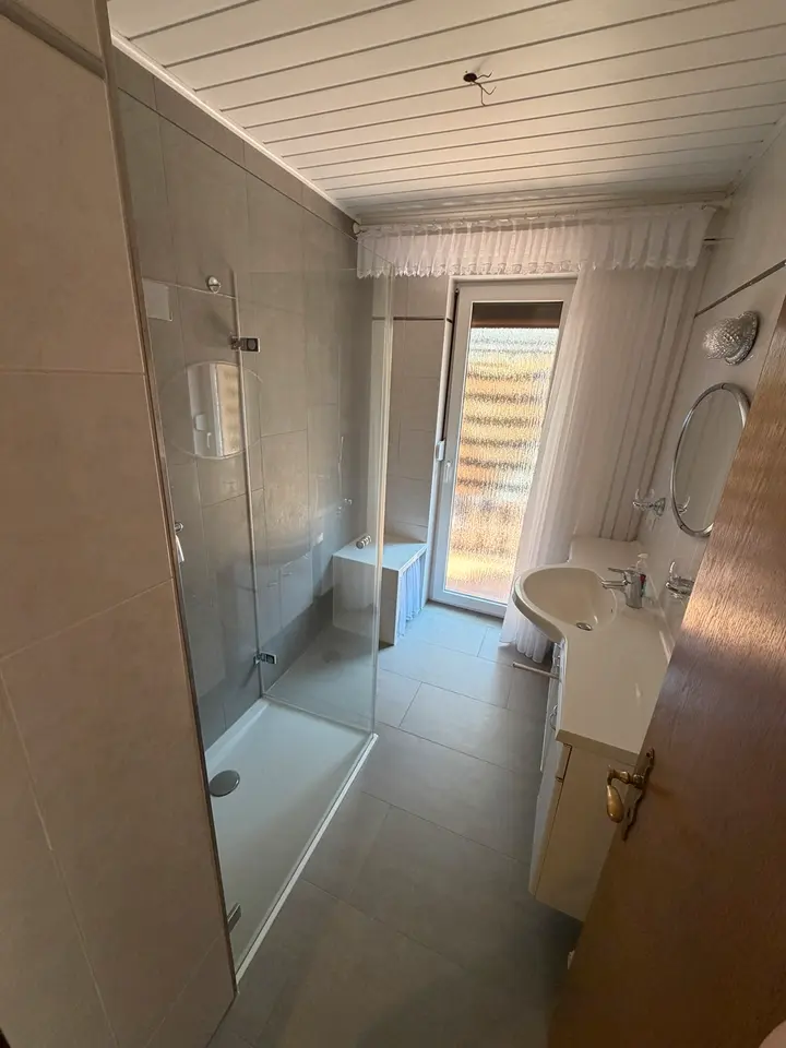3 Zimmer Wohnung mit 90 m² in Würzburg – Bild 4