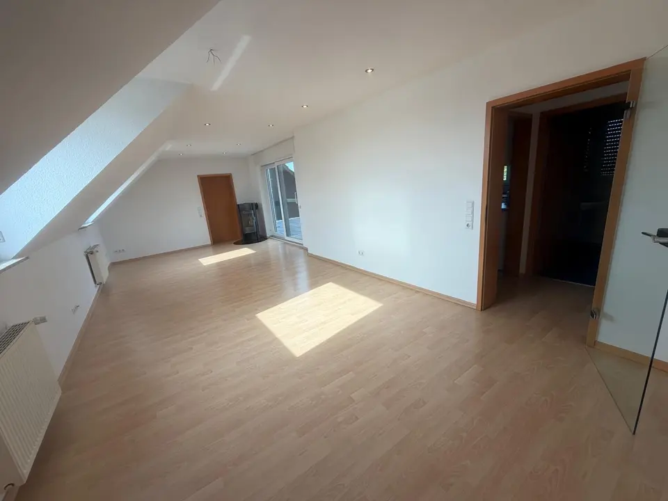 3 Zimmer Wohnung mit 102 m² in Ludwigshafen – Bild 1