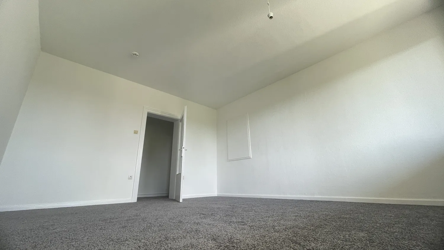 3 Zimmer Wohnung mit 94 m² in Siegen – Bild 4