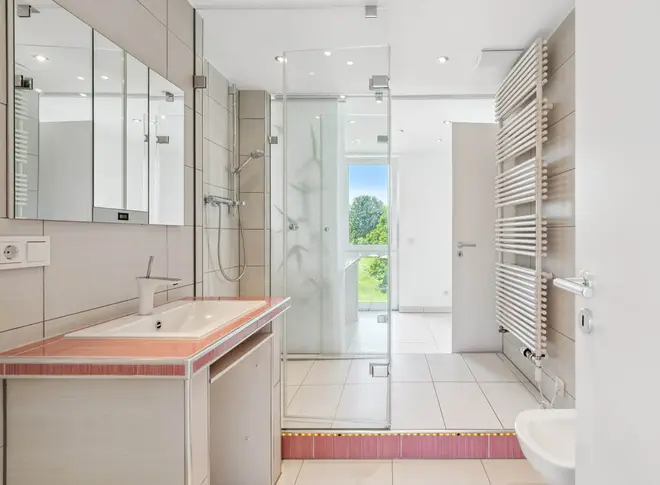 4 Zimmer Wohnung mit 117 m² in Aachen – Bild 3